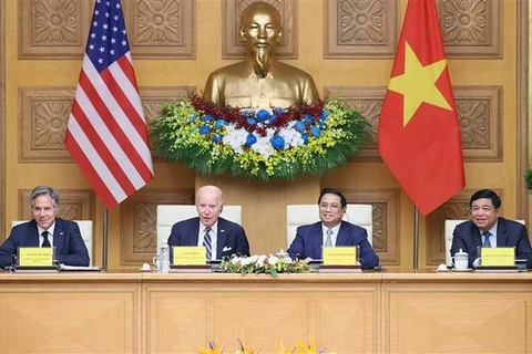 Vietnam y EE.UU. impulsan cooperación en inversión e innovación