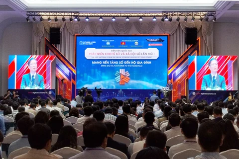 Busca Vietnam acelerar desarrollo de economía y sociedad digital