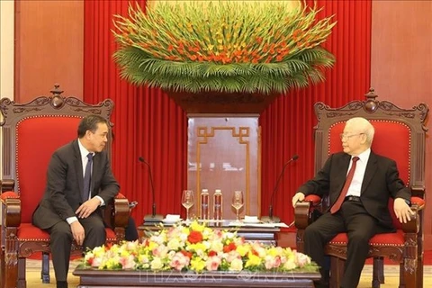 Máximo dirigente partidista recibe a saliente embajador laosiano