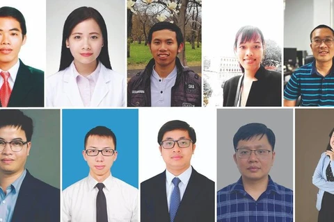 Otorgan premio Globo de Oro 2023 a 10 científicos jóvenes de Vietnam 