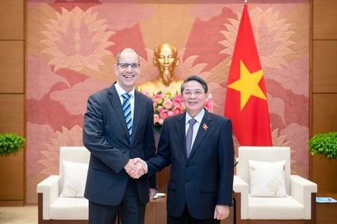 Promueven cooperación entre agencias parlamentarias vietnamitas y fundación alemana