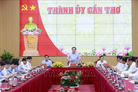 Presidente del Parlamento vietnamita trabaja con autoridades de ciudad de Can Tho