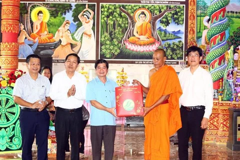 Provincia de Soc Trang felicita a khmeres en ocasión de Sene Dolta