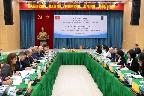 En Hanoi XII Reunión del Comité Intergubernamental Vietnam – Argelia