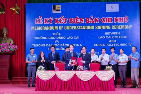 Lao Cai y Corea del Sur refuerzan cooperación en capacitación