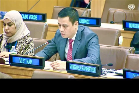 Exhorta Vietnam a centrarse en cumplir derecho internacional