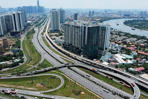 Inversión pública: factor impulsor de economía de Vietnam