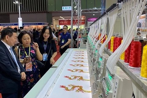 Inauguran ferias internacionales de textiles y calzado en Ciudad Ho Chi Minh