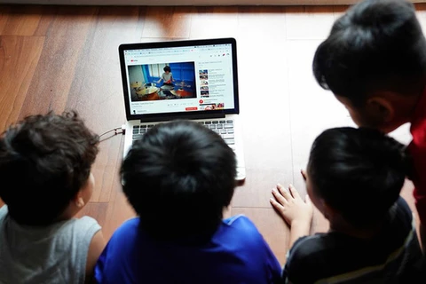 Vietnam busca proteger a niños en ciberespacio