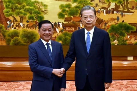 Máximo legislador chino recibe a delegación partidista vietnamita