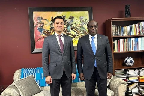 Vietnam y Ghana forjan cooperación multifacética