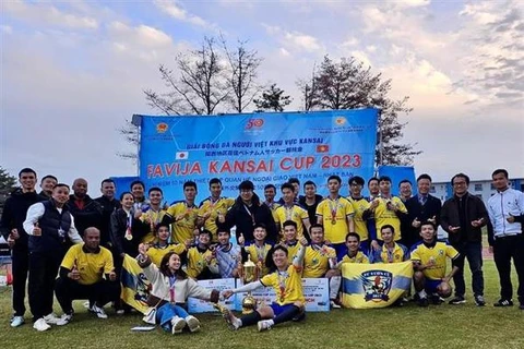 Celebran torneo de fútbol para la comunidad vietnamita en Japón