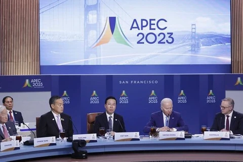 Presidente vietnamita asiste a Diálogo Informal de Líderes de APEC