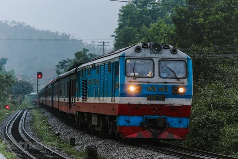 Florecen negocios de empresas ferroviarias de Vietnam