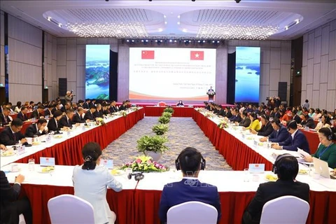 Intercambian Vietnam y China experiencias en movilización de masas