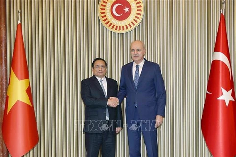 Primer ministro se reúne con titular de la Gran Asamblea Nacional de Turquía