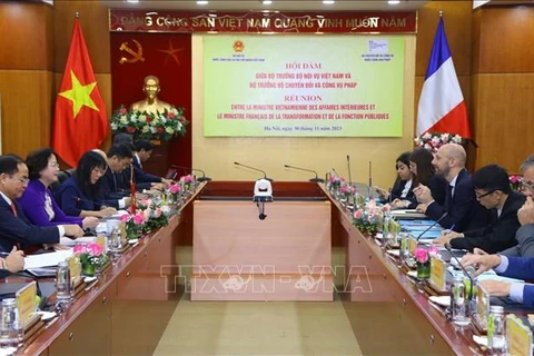 Vietnam y Francia cooperan en transformación digital y reforma administrativa