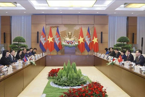 Visita de presidenta de Asamblea Nacional de Camboya a Vietnam fomenta lazos bilaterales