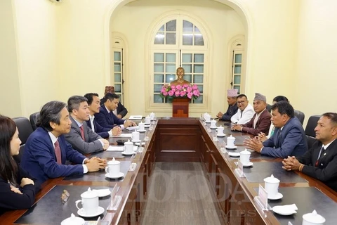 Vietnam y Nepal fortalecen la amistad