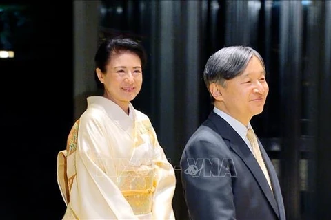 Premier de Vietnam se reúne con miembros de familia real japonesa