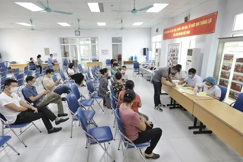 Vietnam registra más de 432 mil dosis de vacuna contra COVID-19 en reserva