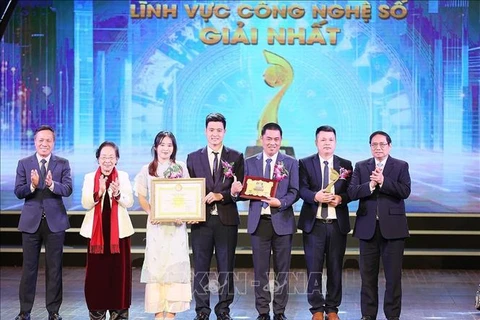 Premier participa en entrega de Premios “Talentos de Vietnam” 2023