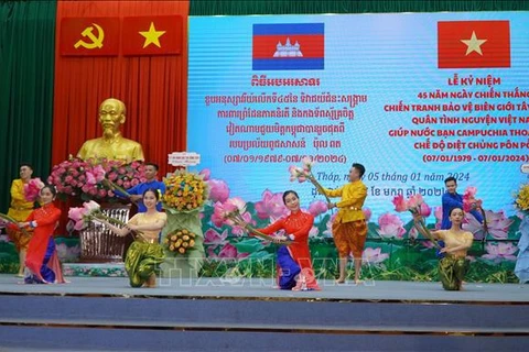 Conmemoran en provincia vietnamita 45 años de victoria en defensa nacional en la frontera suroeste 