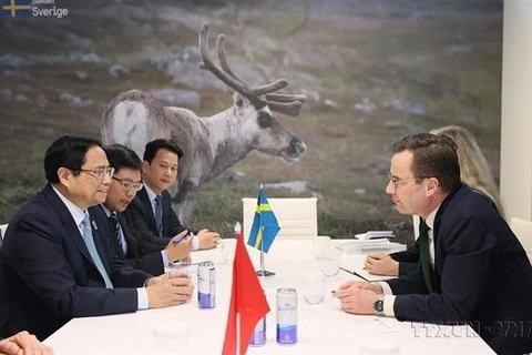 Florecen cooperación comercial Vietnam-Suecia
