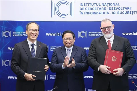 Premier vietnamita propone promover cooperación con Rumania en ciencia y tecnología 