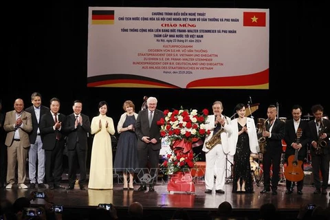 Presidente de Vietnam ofrece banquete en honor a su homólogo alemán