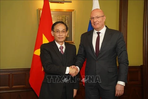 Delegación del Partido Comunista de Vietnam realiza visita a Rusia