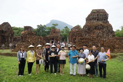 Empresas surcoreanas cooperan para explotar mercado turístico de Vietnam