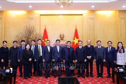Fomentan Vietnam y Corea del Sur cooperación en capacitación