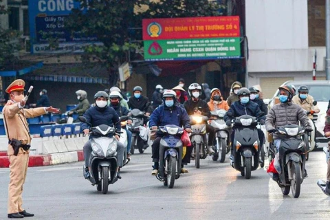 Premier vietnamita insta a garantizar seguridad vial durante Tet