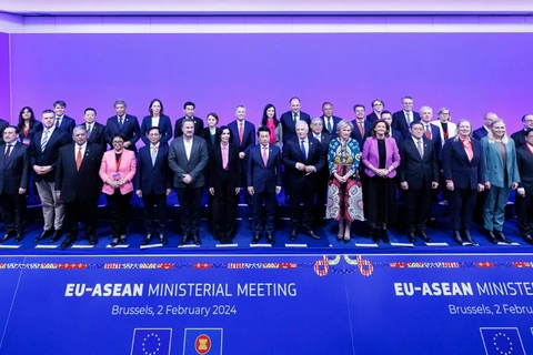 Propone Vietnam medidas para agilizar lazos ASEAN- UE