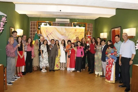 Comunidad vietnamita en Brasil celebra Fiesta del Nuevo Año Lunar