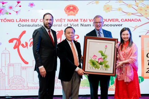 Vietnamitas en Canadá celebran el Tet tradicional