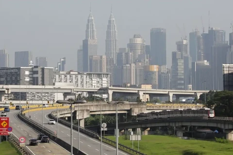 Crecimiento económico de Malasia en 2023 resulta más lento de lo previsto
