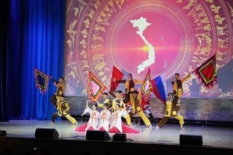Presentan valores culturales de Vietnam en universidad rusa
