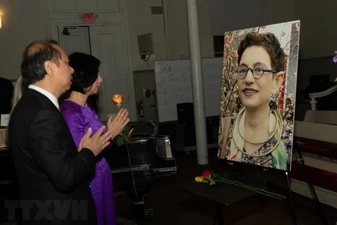 Vietnamitas en Estados Unidos rinden homenaje a activista Merle Ratner