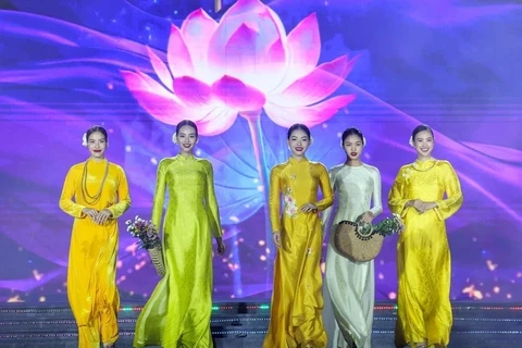Festival del Ao Dai promueve valor cultural nacional de Vietnam 