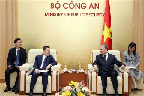 Ministerios de Seguridad Pública de Vietnam y Laos promueven cooperación 