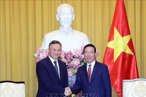 Presidente vietnamita recibe al fiscal general de Mongolia