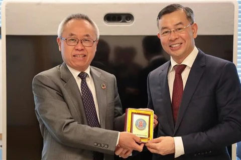 Inspector general estatal de Vietnam se reúne con subsecretario general de ONU