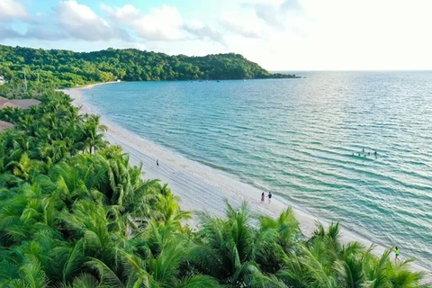 Turistas surcoreanos “se enamoran” de playas de Vietnam