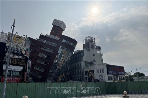 Ciudadanos vietnamitas en Taiwán (China) superan juntos dificultades tras terremoto