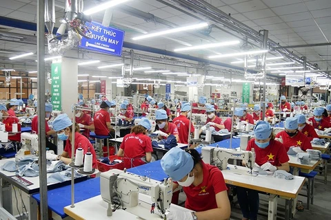 Exportaciones textiles vietnamita aumentan casi 10% en primeros tres meses de 2024