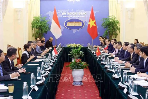 Comisión Conjunta de Cooperación Bilateral Vietnam-Indonesia celebra su quinta reunión