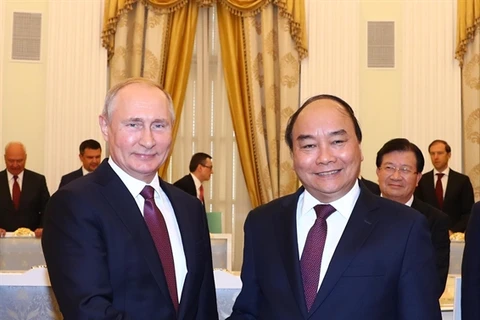 Firman Vietnam y Rusia acta de cooperación en turismo