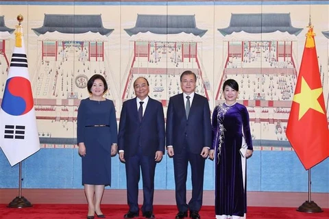 Primer ministro de Vietnam realiza visita a Corea del Sur